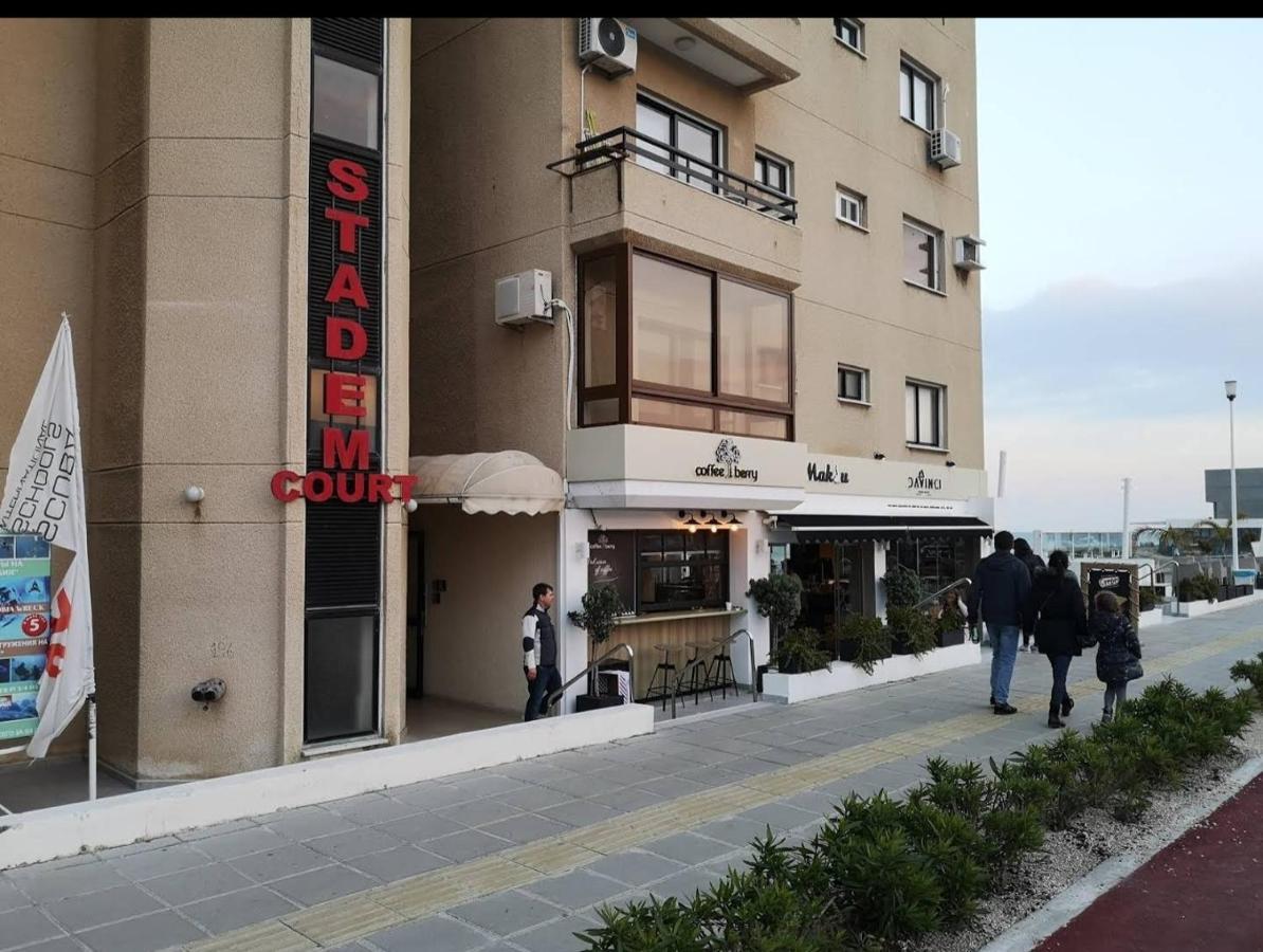 Bettys 1Br Seafront Apt Larnaca Extérieur photo